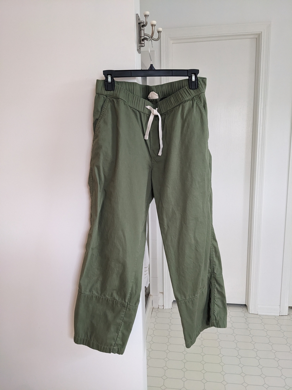 Pact 100% Cotton Drawstring Women's Pant - Cropped